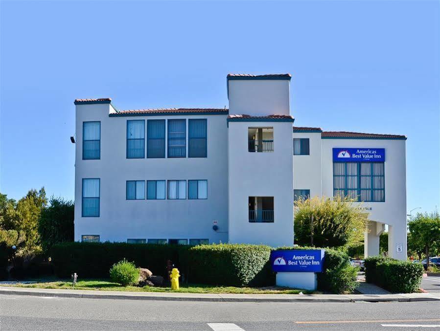 Americas Best Value Inn Novato Marin Sonoma Buitenkant foto